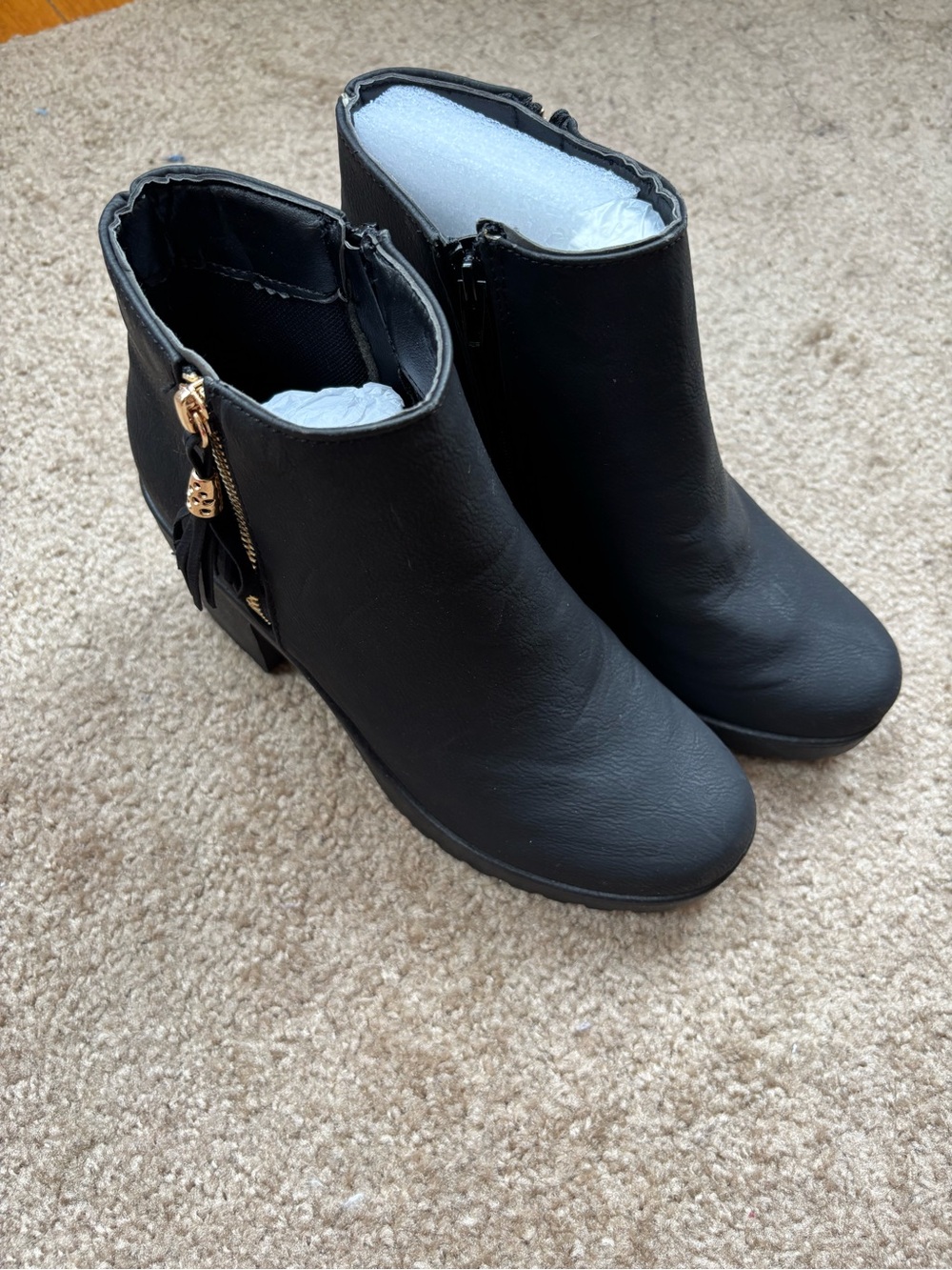 Fringe Trim Block Heel Chelsea Boots